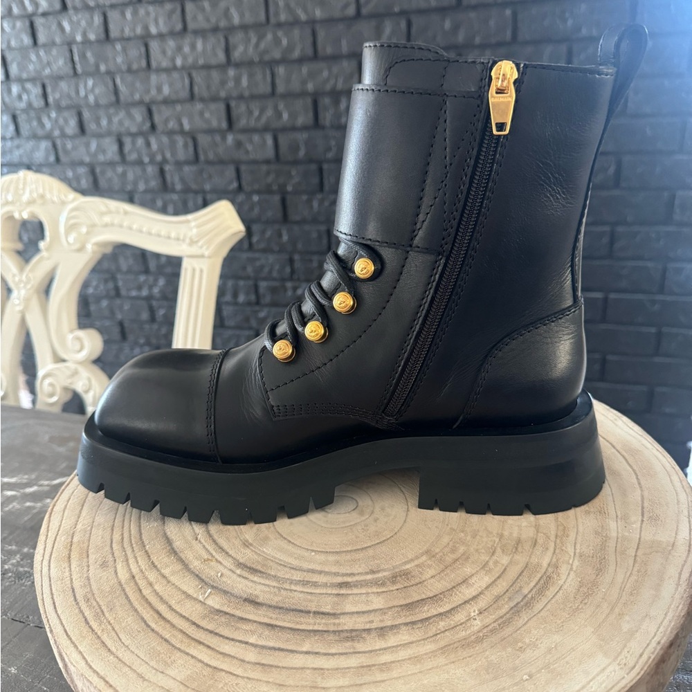 Original Balmain black Leather Ankle Boots with Gold Accents - Picture 8 of 10